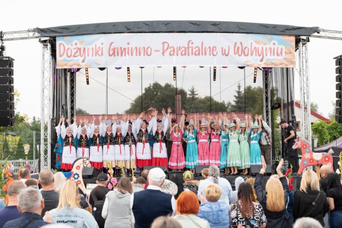 scena dożynkowa
